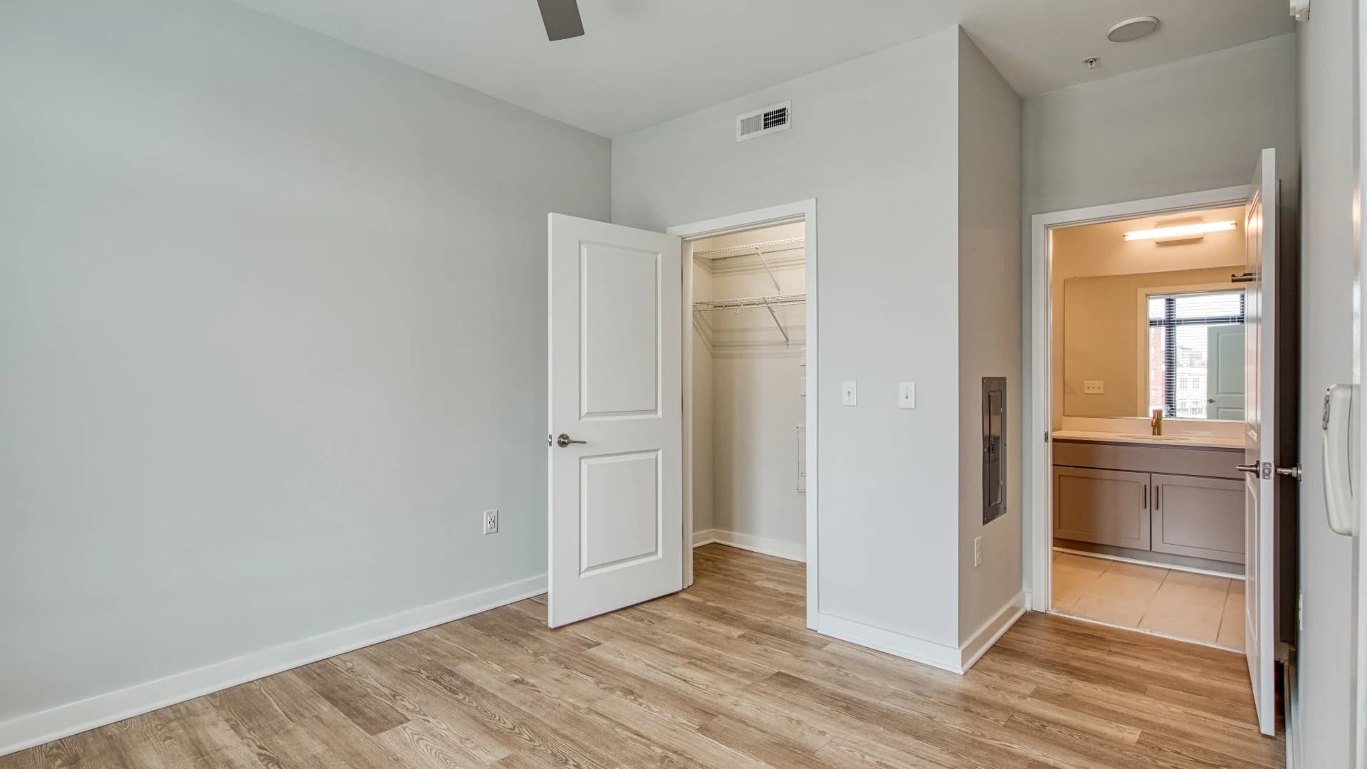 closet bathroom