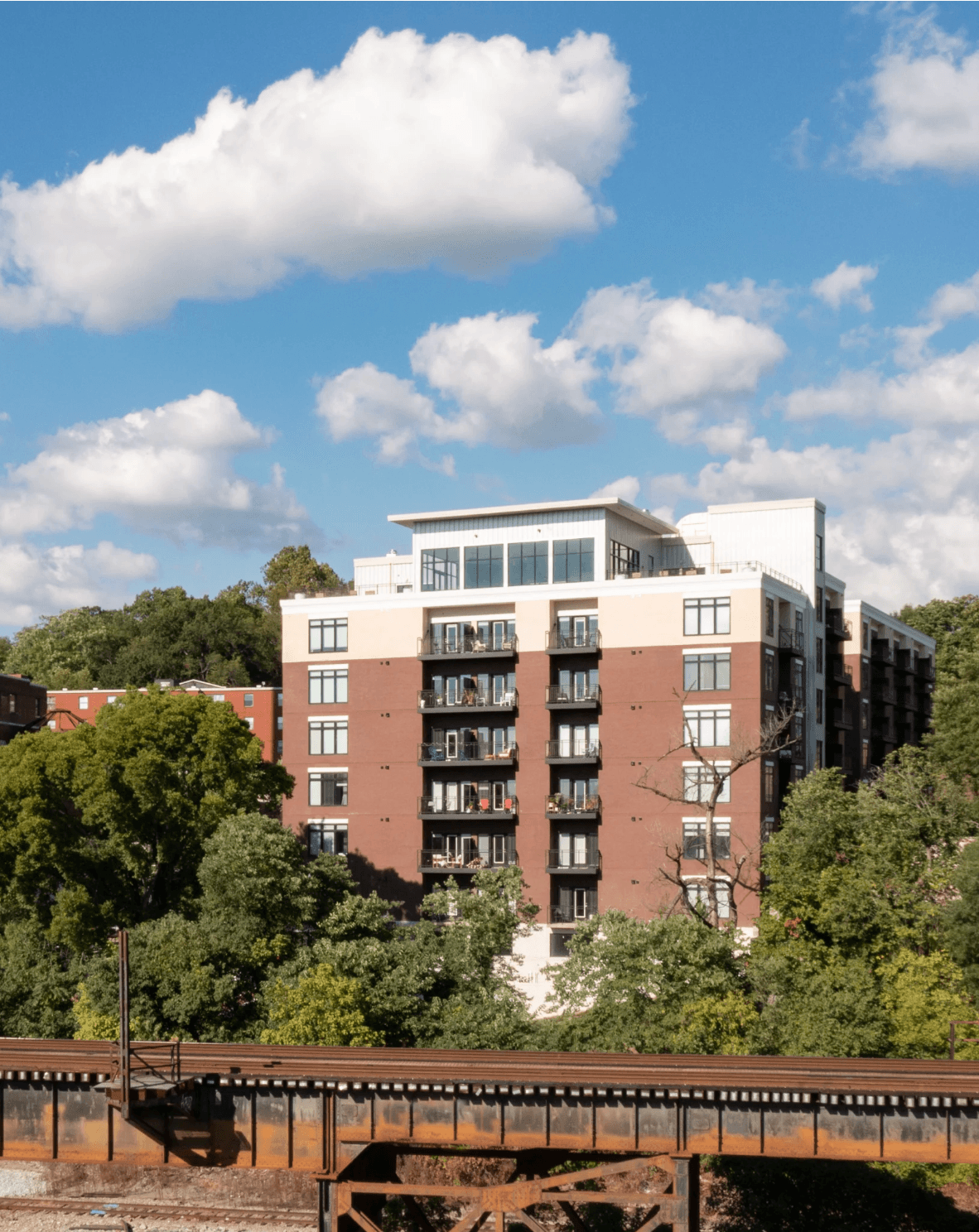 Curated visual reference: Visual Reference: Shiplock Views Luxury Riverside Apartments In Richmond Va